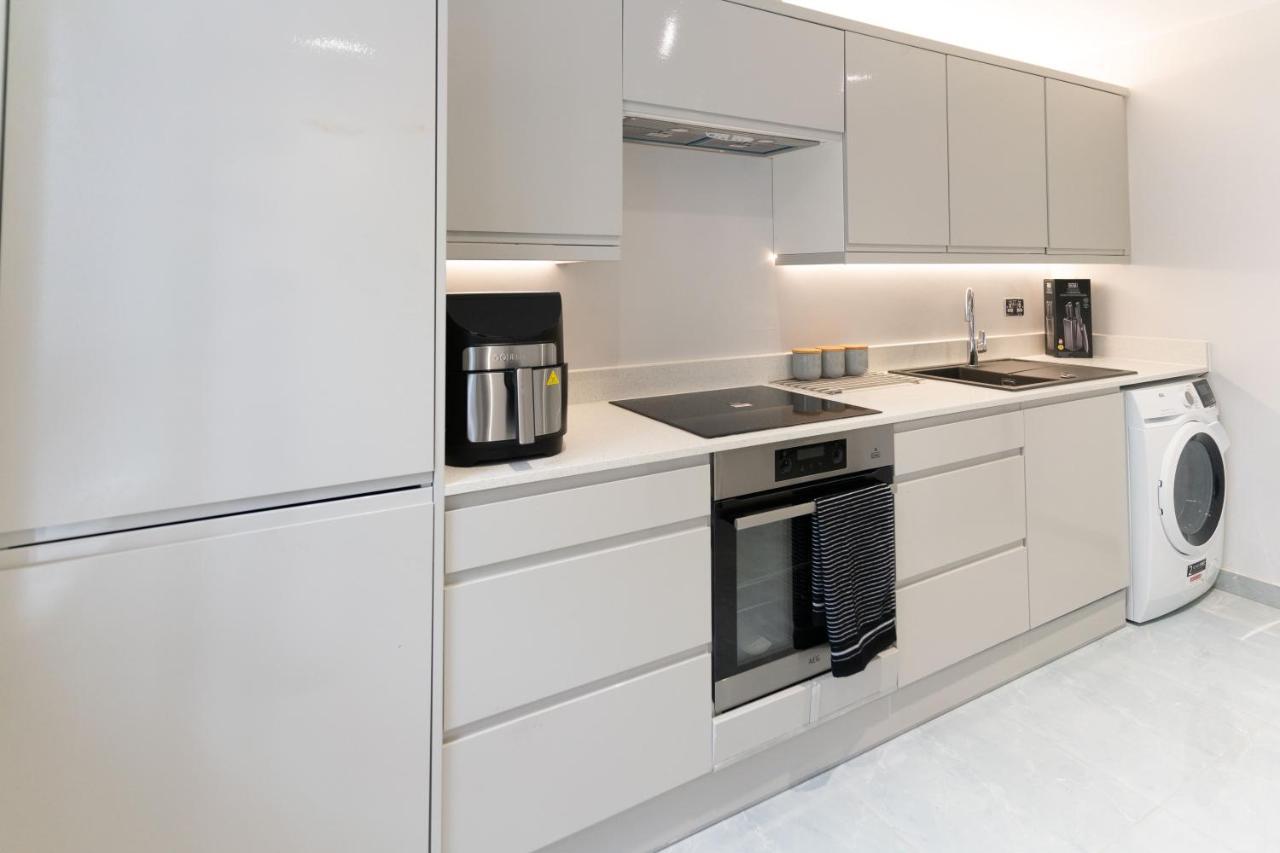 Luxury 5Bd Suite Guest House London Bagian luar foto