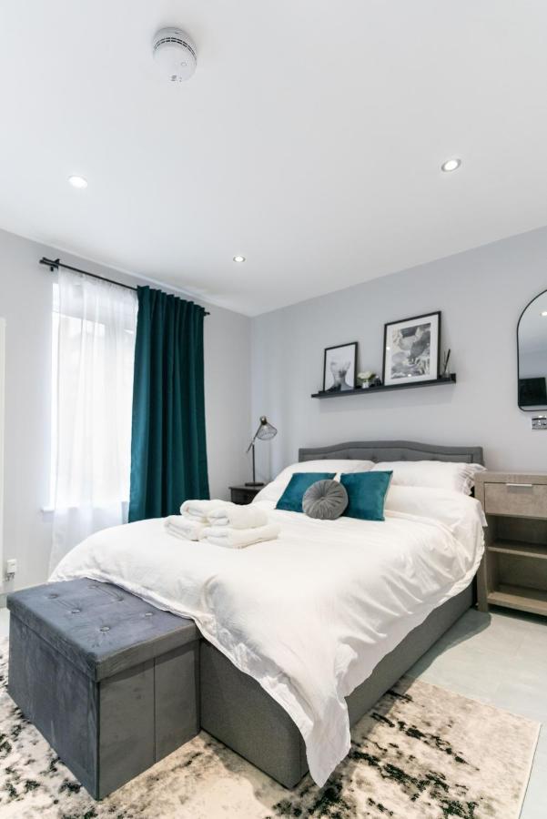 Luxury 5Bd Suite Guest House London Bagian luar foto