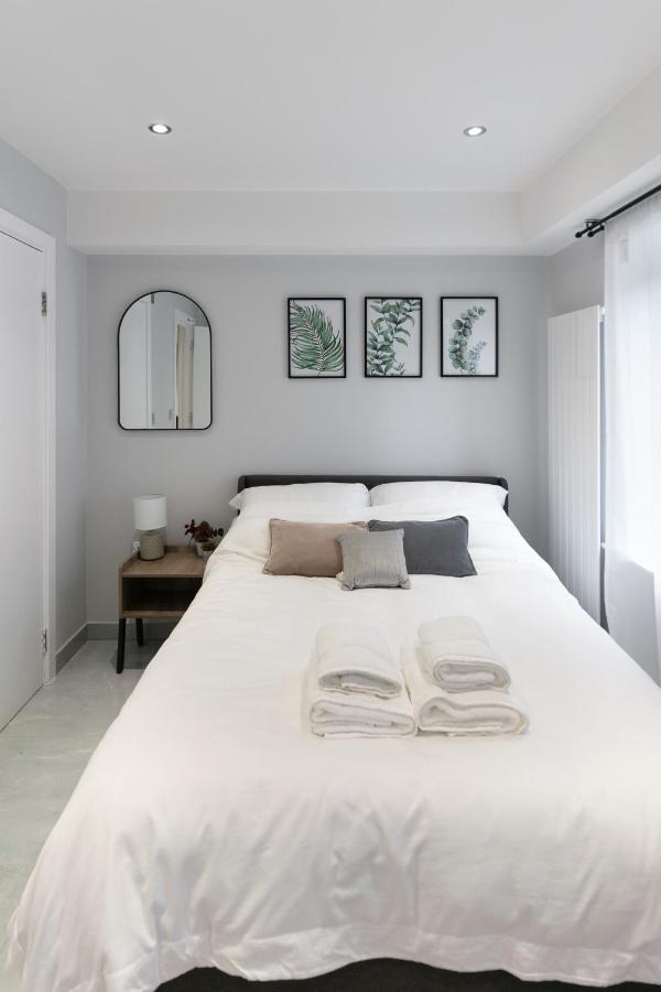 Luxury 5Bd Suite Guest House London Bagian luar foto