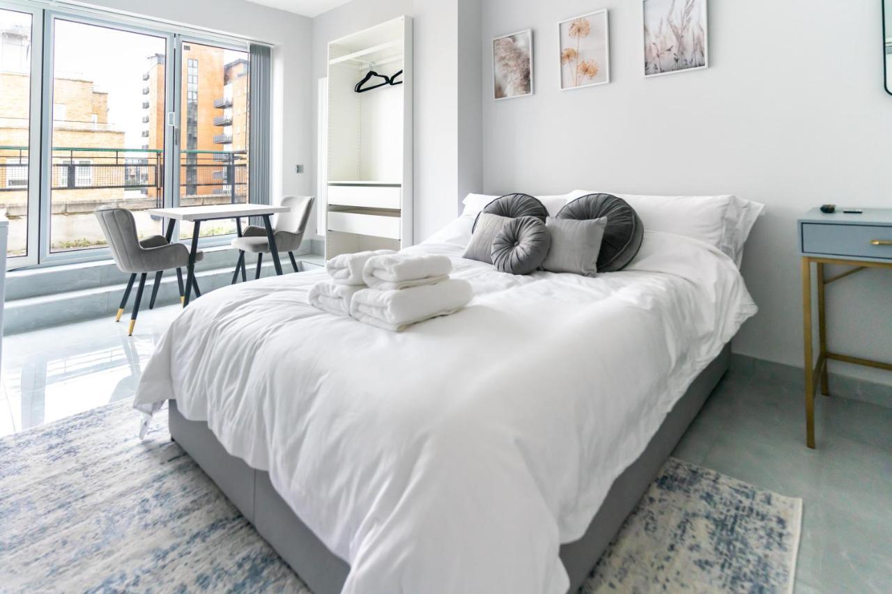 Luxury 5Bd Suite Guest House London Bagian luar foto